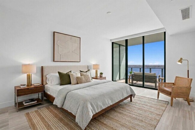 Building Photo - 3015 S Ysabella Ave