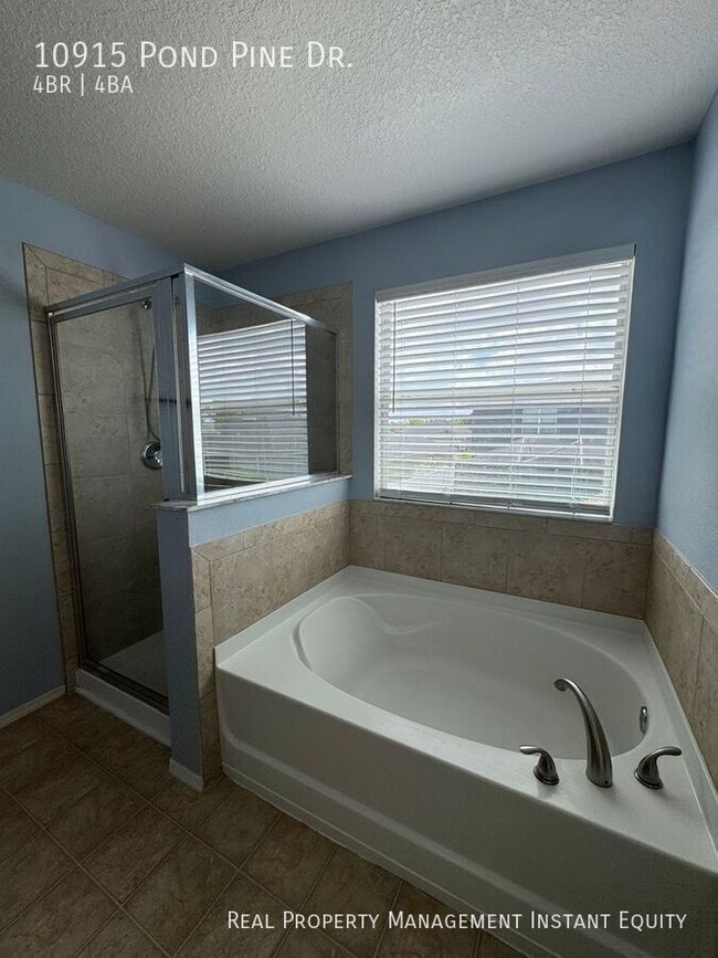 Building Photo - 10915 Pond Pine Dr