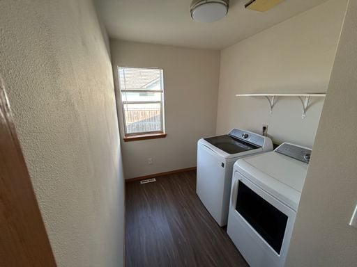 Building Photo - Fantastic 3 Bedroom 2.5 Bath Marysville Home