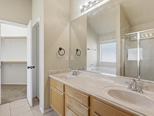 Building Photo - 6524 Sierra Madre Dr