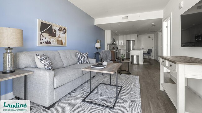 Building Photo - 1950 Mayfair St