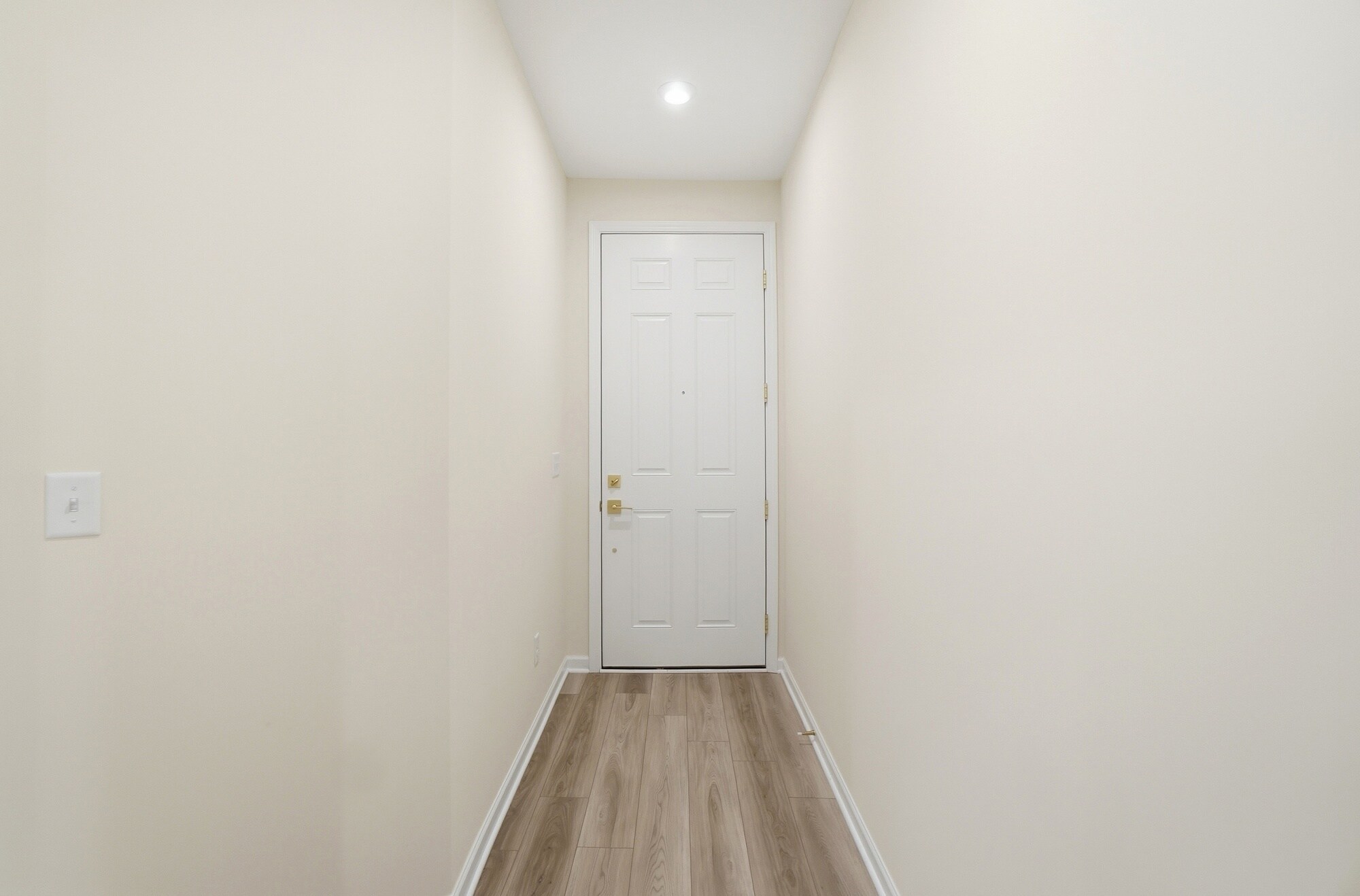 Building Photo - 1242 Fairstone Dr