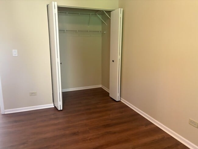 Building Photo - 2024 Westfield Dr
