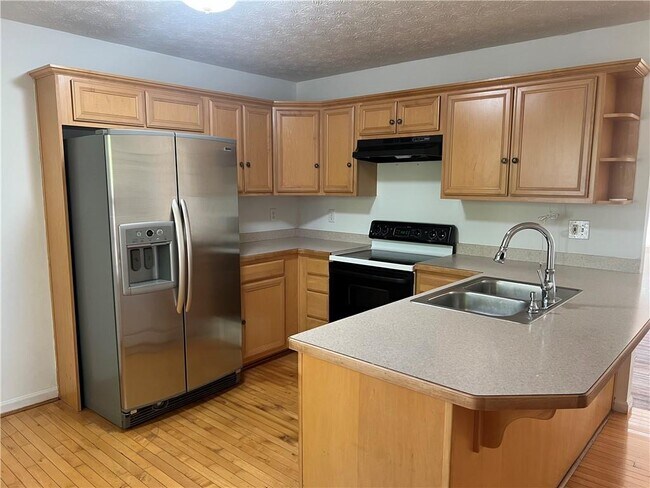 Building Photo - 6441 Wildwood Trail