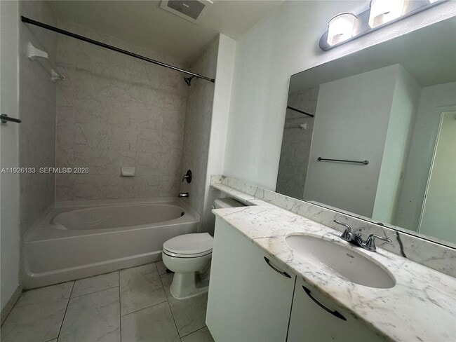 Building Photo - 234 NE 3rd St