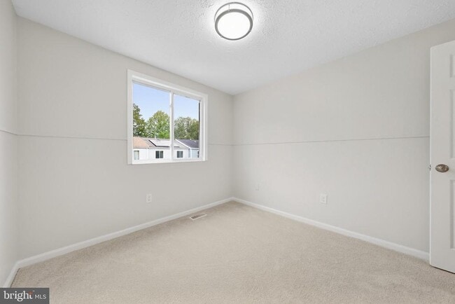 Building Photo - 6711 Kernel Ct