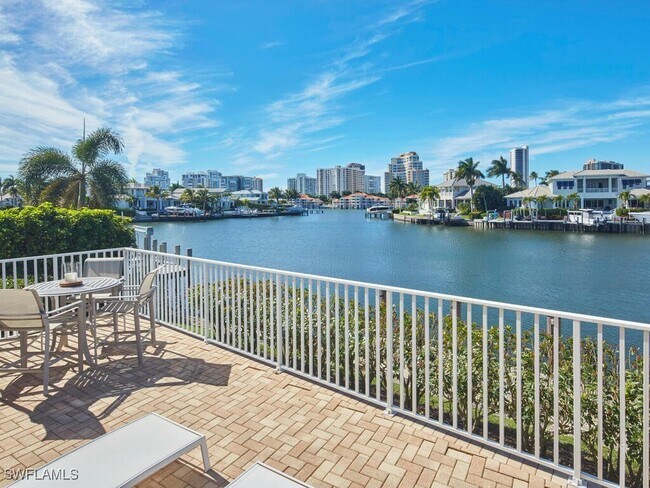 Building Photo - 4419 Crayton Rd