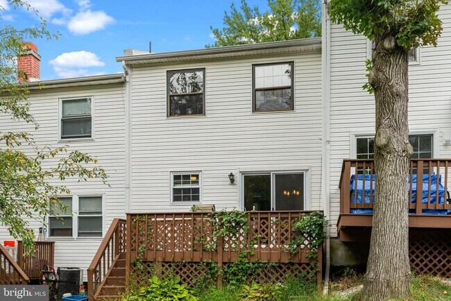 Building Photo - 435 N Mt Vernon Cir