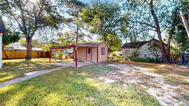 Building Photo - 511 Pearl St