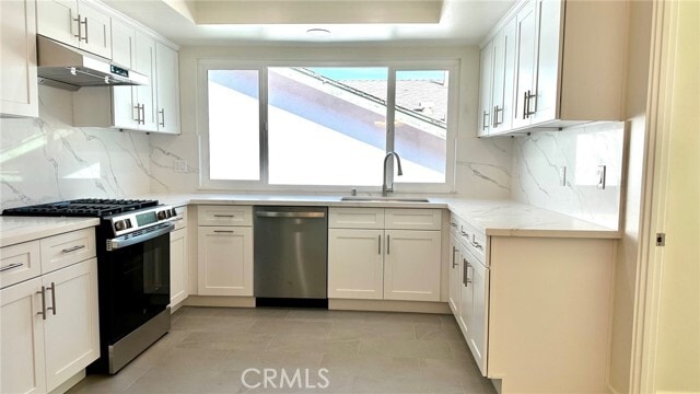 Building Photo - 820 Browning Pl