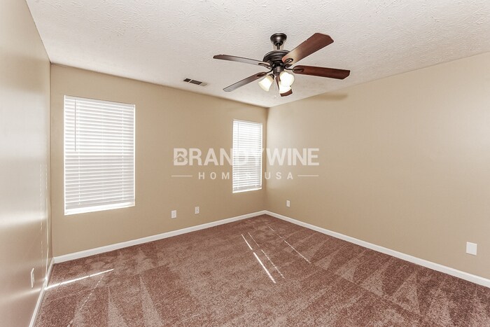 Building Photo - 371 Walker Dr