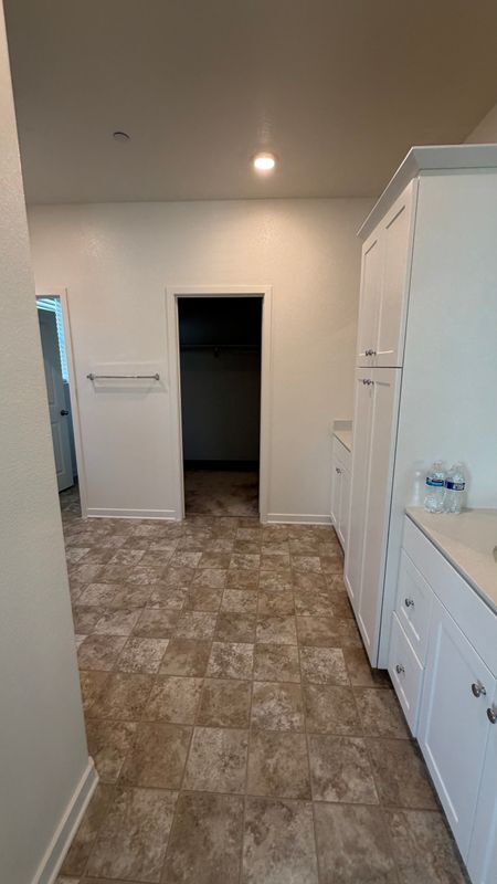 Building Photo - 3098 Acebo Dr