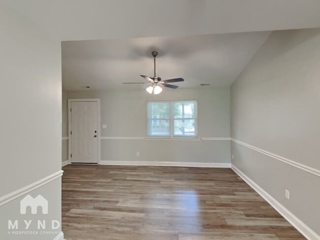 Building Photo - 5110 Darby Dr