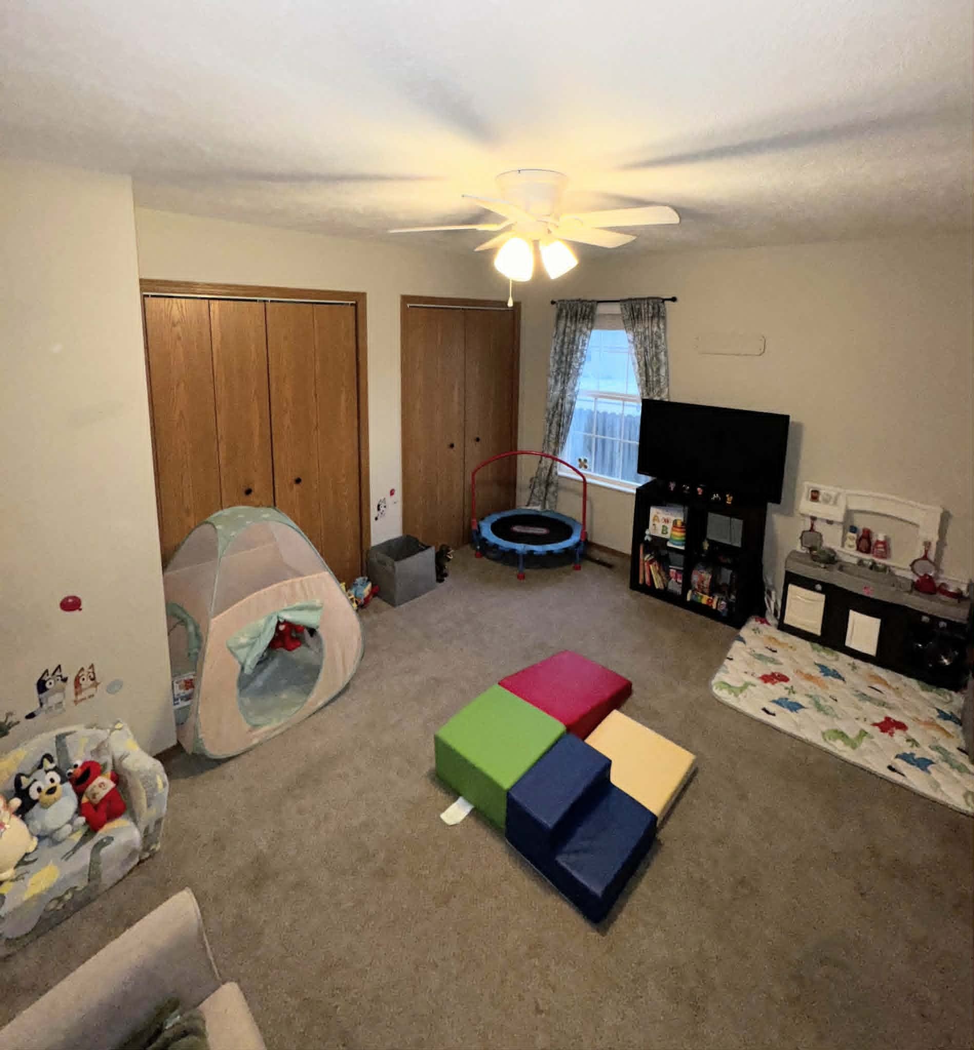 Building Photo - 1802-1804 N Laurel Hill Pl