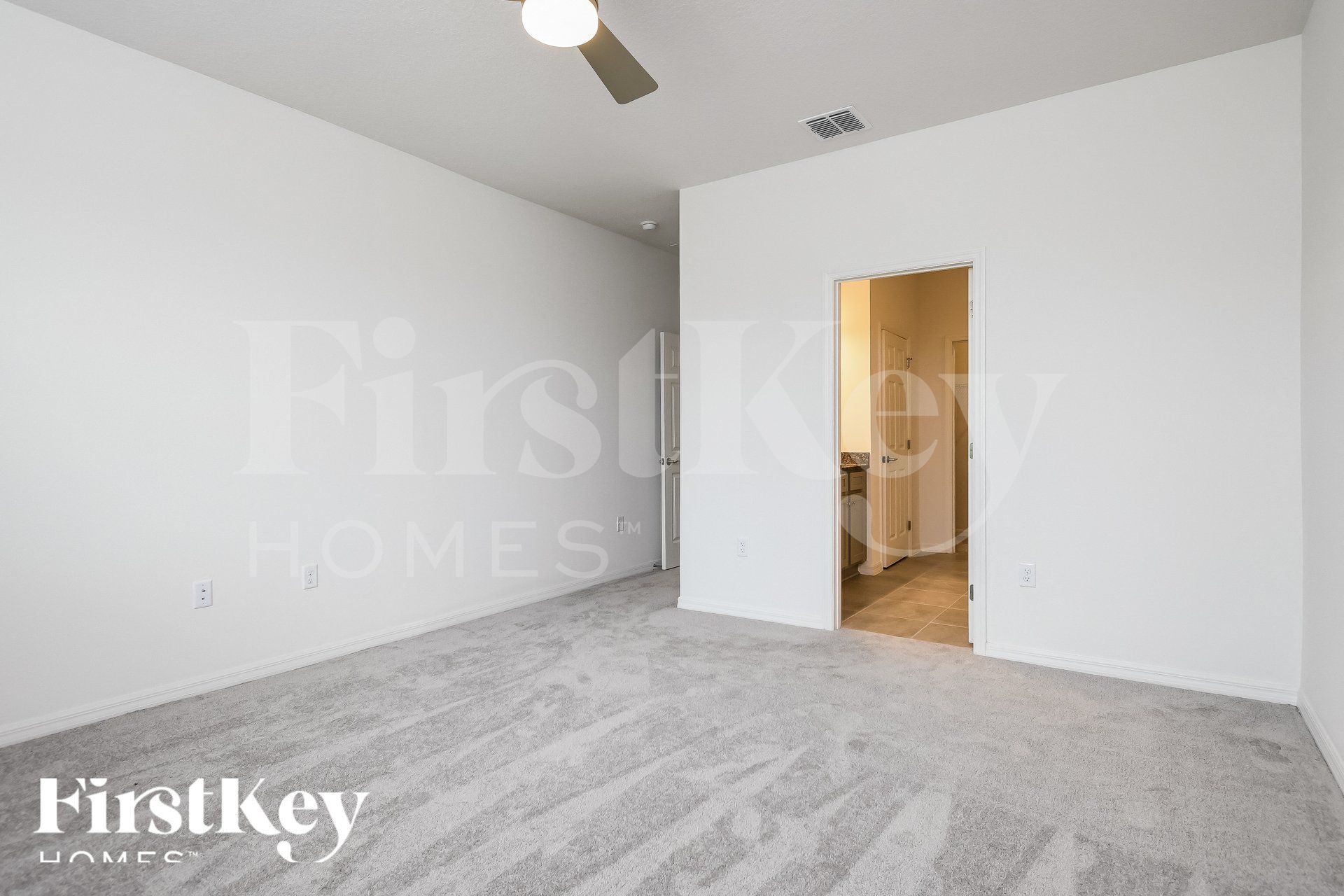 Building Photo - 1577 Isleta Lp