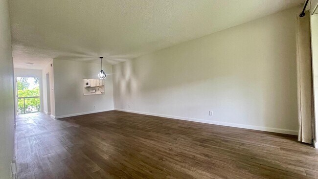 Building Photo - 1801 NW 75th Ave