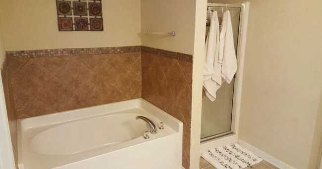 Building Photo - 919 Shining Wire Way