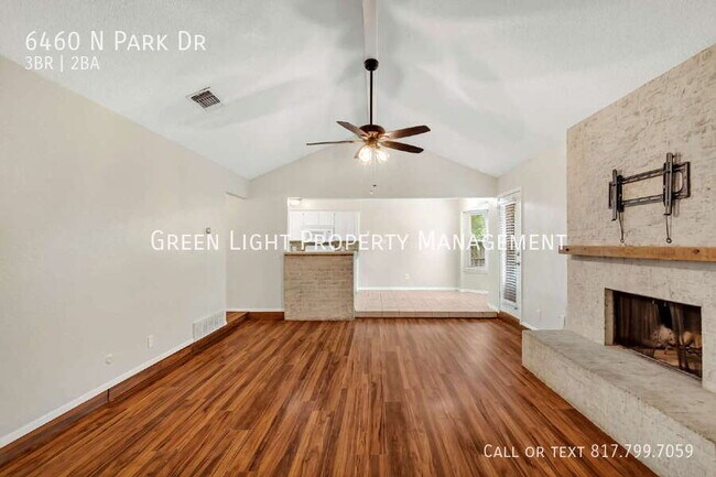 Building Photo - 6460 N Park Dr