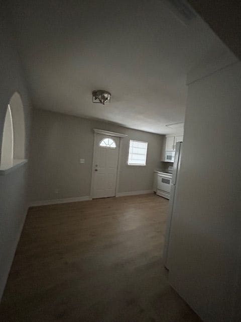 Building Photo - 210 S 1st Ave