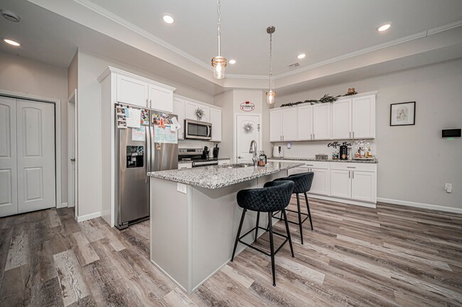 Building Photo - Please View 3D Virtual Walk-Through Before Scheduling a Showing