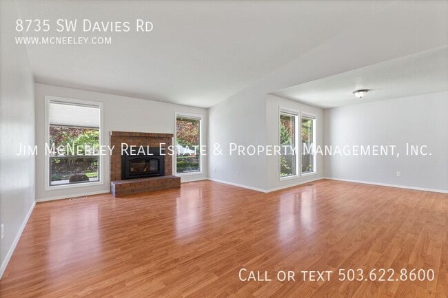 Building Photo - 8735 SW Davies Rd