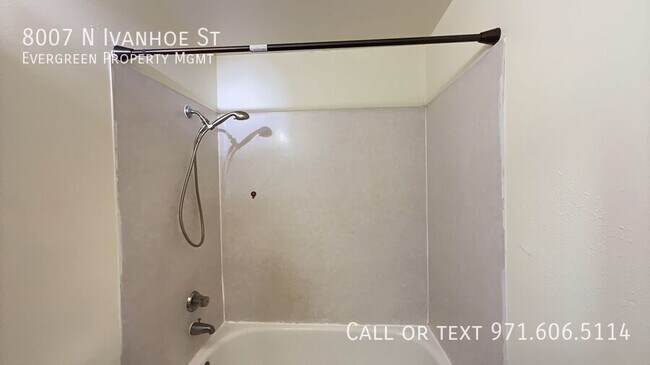 Building Photo - 8007 N Ivanhoe St