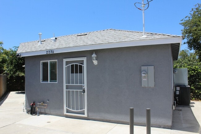 Building Photo - Brand New Construction, Never Lived In, 2bd 2ba in Fullerton