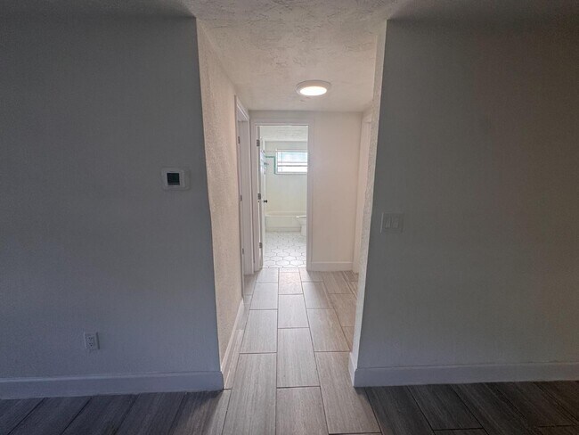 Building Photo - 5525 Quist Dr