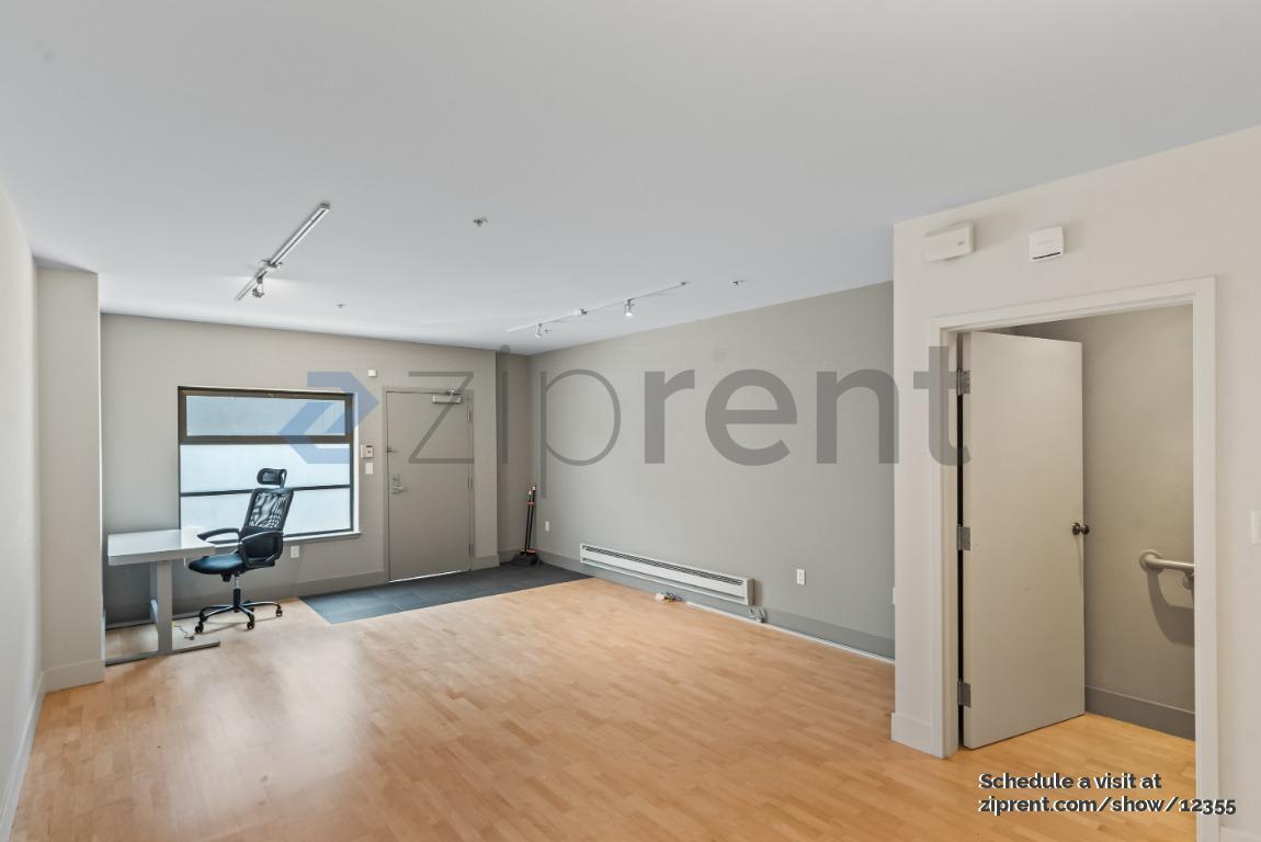 Building Photo - 590 6th St