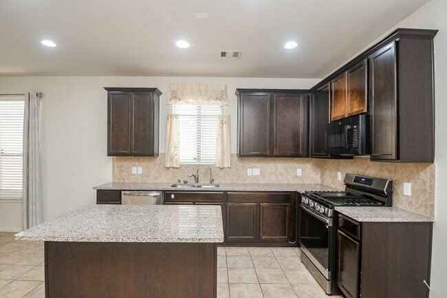 Building Photo - 5715 Water Violet Ln