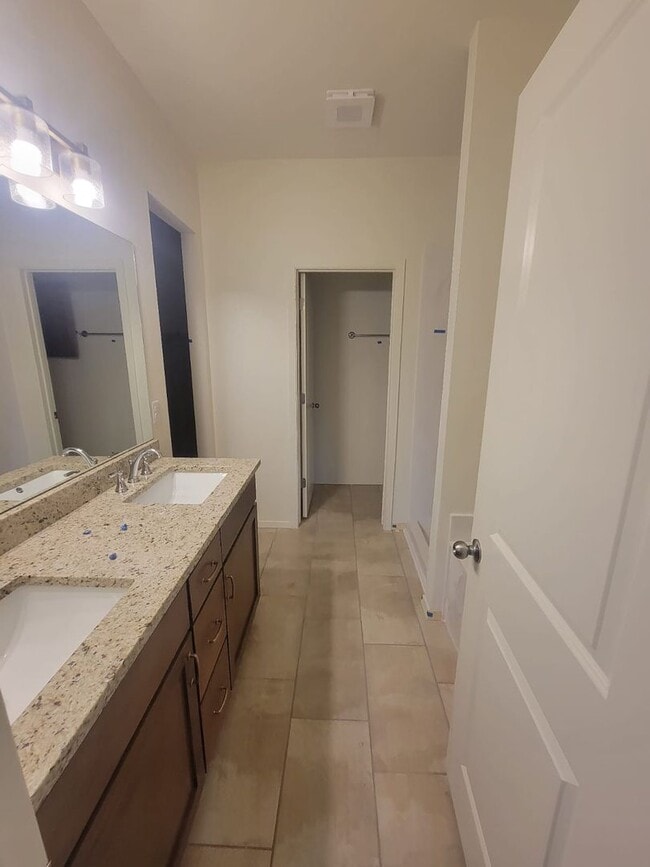 Building Photo - Brand new 4 Bed 2 Bath Simmons Home! Be th...