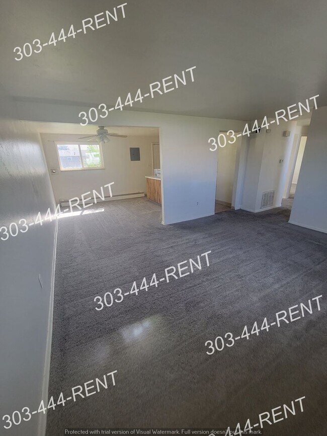 Building Photo - 7960-7966 Patricia Dr