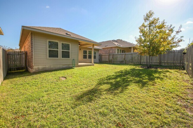 Building Photo - 14002 Madrigal Ln