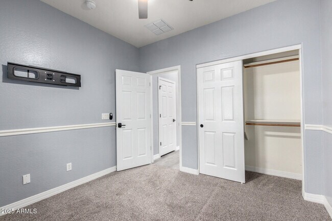 Building Photo - 4196 N 157th Ave