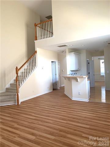 Building Photo - 9110 Scarcliff Ln