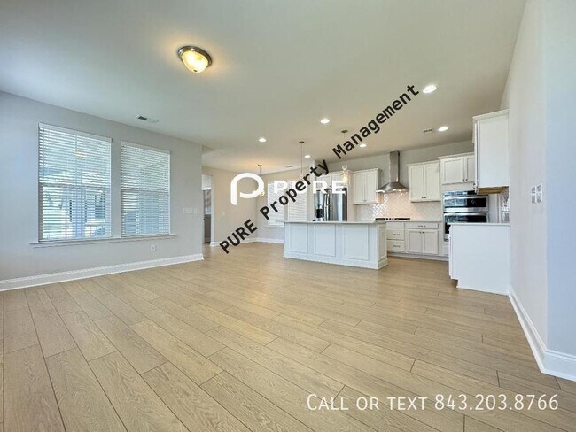 Building Photo - Beautiful 4 bed in Carnes Crossroads