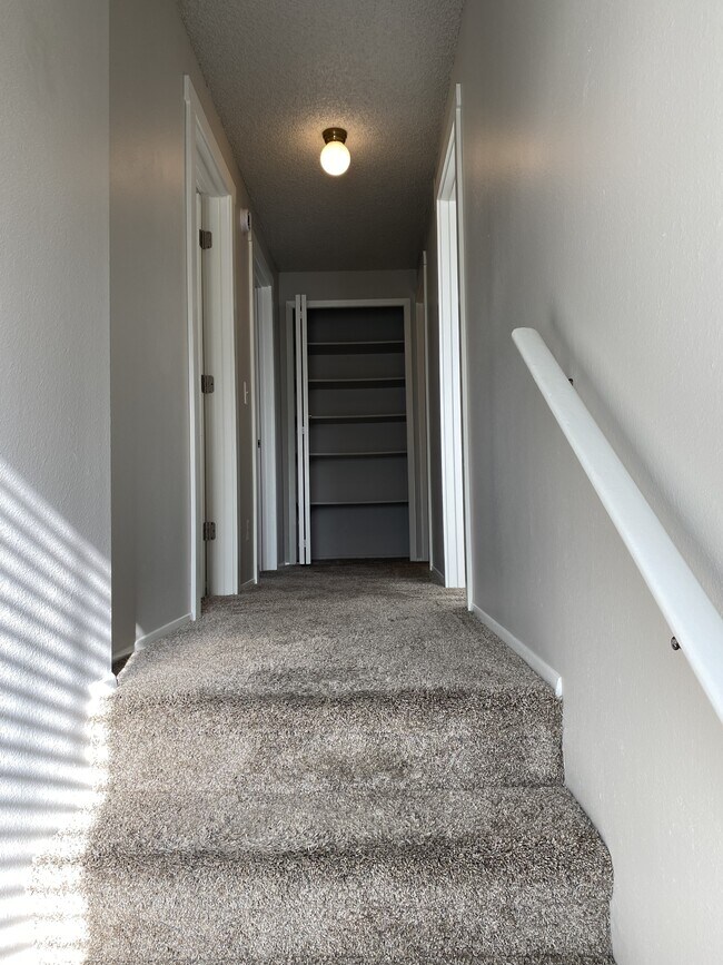 Building Photo - 1510 Storey St