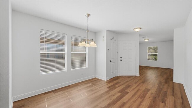 Building Photo - 11309 Autumn Ash Dr