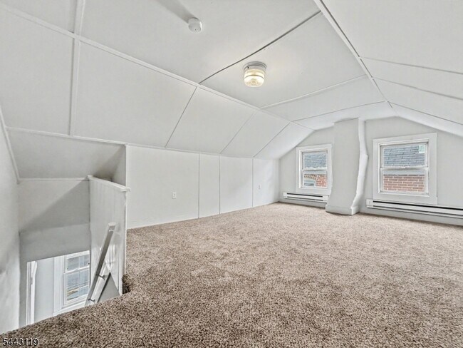 Building Photo - 101 Bullman St