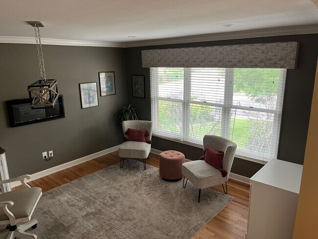 Building Photo - 1014 E 132nd Way