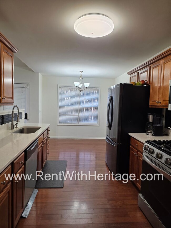 Building Photo - Gorgeous 5 Bd/ 3 Bath Including Full Finished Basement/ Spacious Yard with RV Parking/ Small Subd...