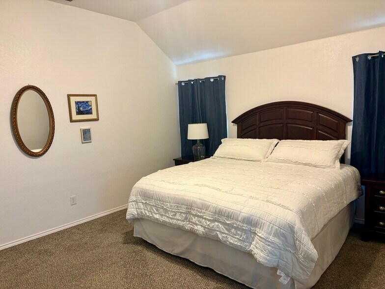 Master Bedroom - 4700 Basil Dr