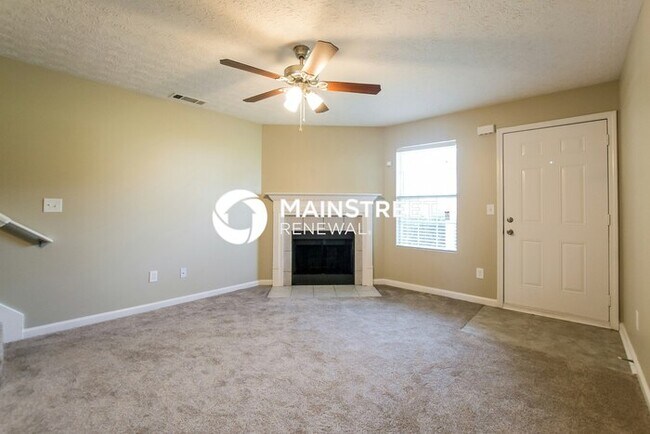 Building Photo - 4 Bedroom Pet-Friendly Home in Jonesboro, GA with Main Street Renewal