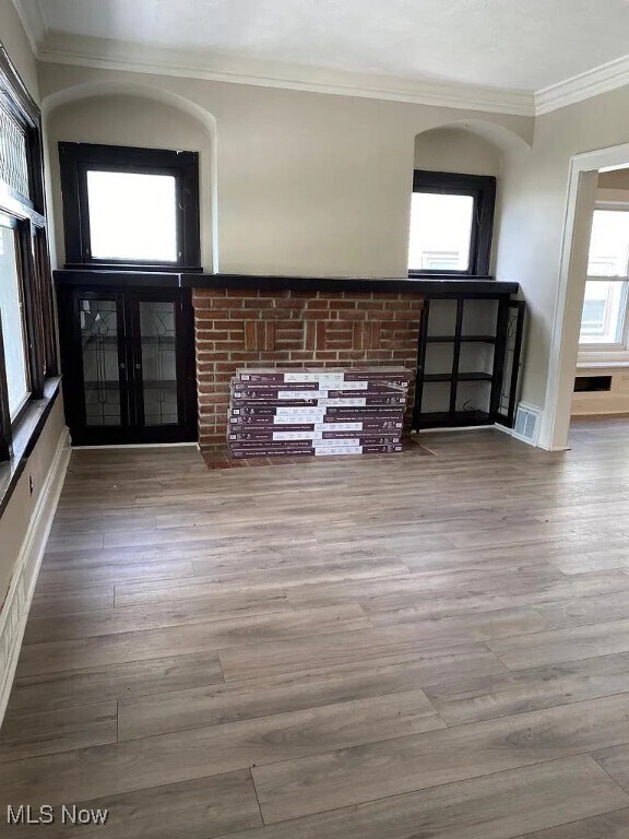 Building Photo - 2215 Chesterland Ave