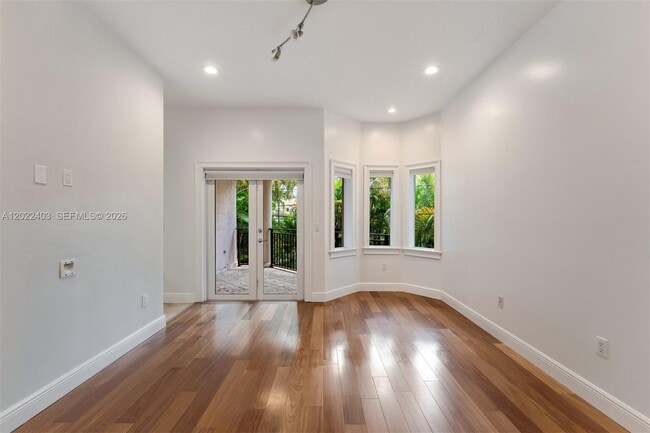 Building Photo - 3060 Lime Ct