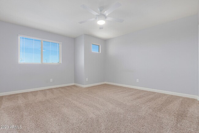 Building Photo - 17186 W Lisbon Ln
