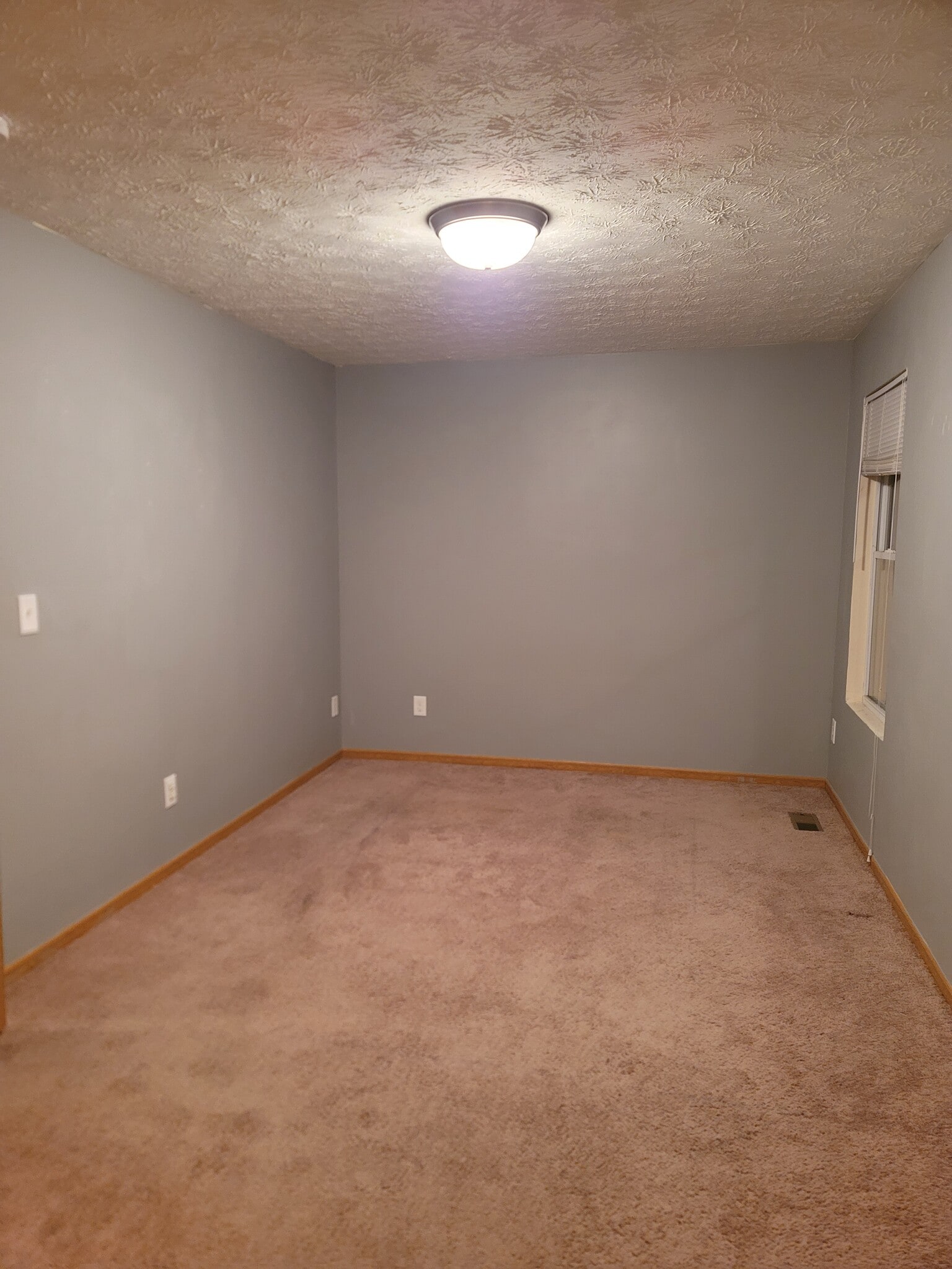 Building Photo - 73 BB Way