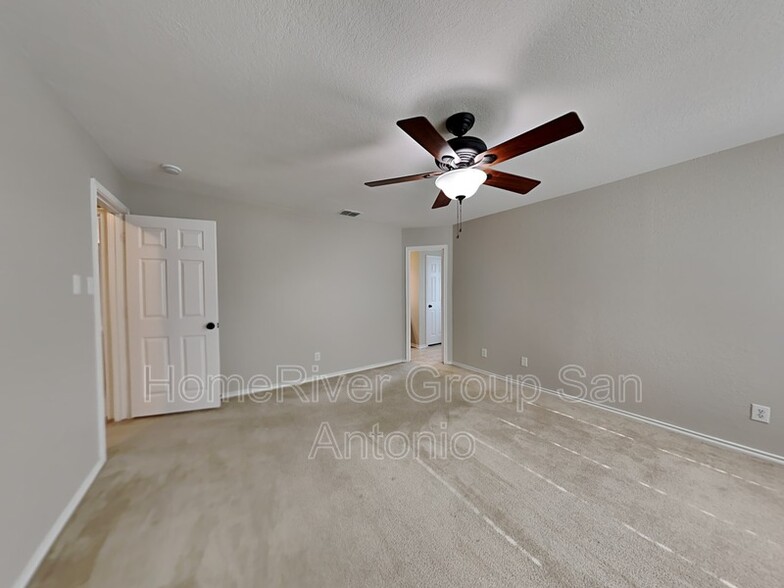 Building Photo - 128 Gatewood Bay