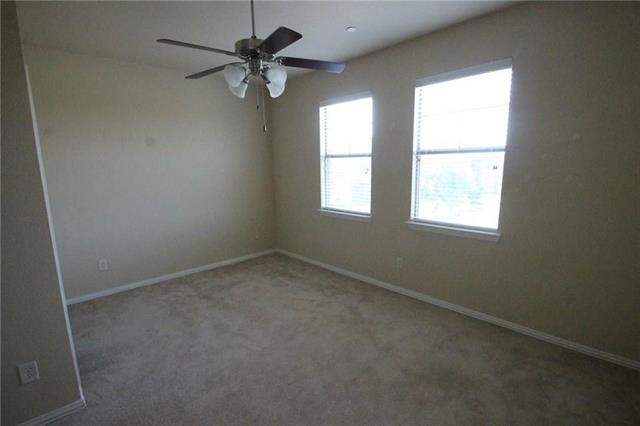 Building Photo - 5404 Mesquite Dr