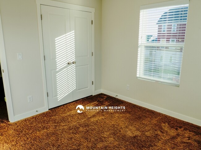 Building Photo - 11329 S Prosperity Rd